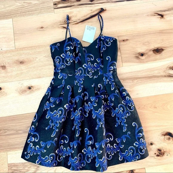 Belle Badgley Mischka Floral Metallic Brocade Vienna Dress sz 2 NWT - Picture 7 of 15